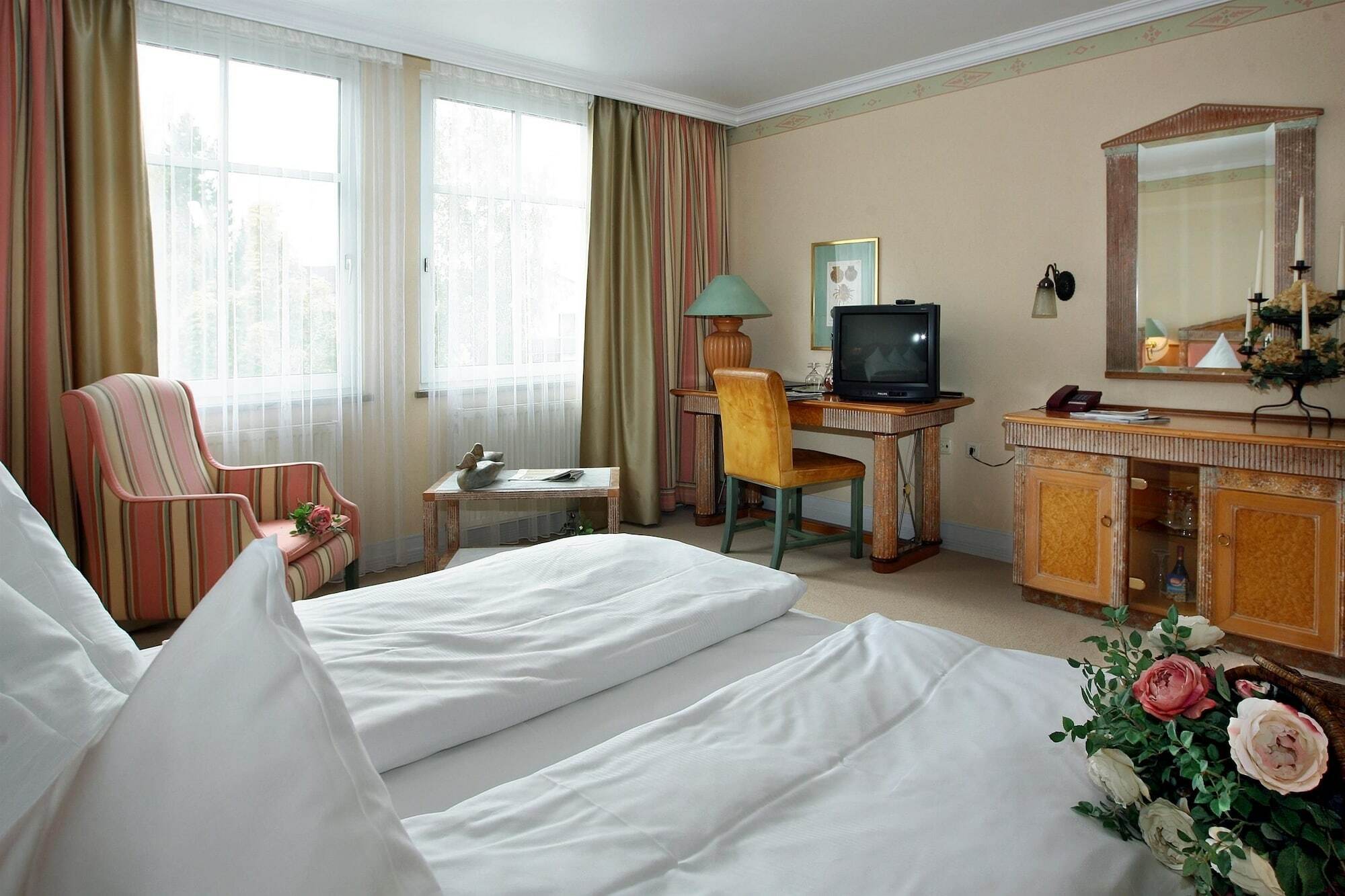 Olymp Munich Hotel Eching  Esterno foto